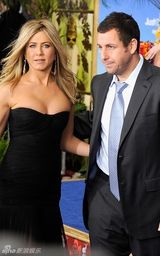 高清图：《随波逐流》首映 安妮斯顿pk妮可-基德曼