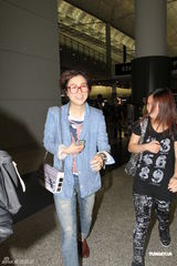 高清图：郑秀文许志安回港 澄清求婚“造人”话题