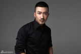 组图：小张铎帅气写真 转型时尚雅痞男