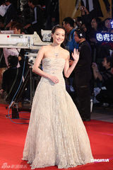 高清：舒淇华贵亮相金马 媚眼如丝神采飞扬