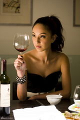 高清图：《无懈可击》三亚杀青 美女如云引期待