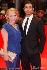 组图：《简-曼斯菲尔德的车》首映 主创齐亮相