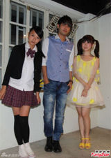 组图：吴丹妮陈零九拍MV 师姐传授秘籍