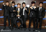 组图：SJ席卷金唱片颁奖礼 EXO获新人奖