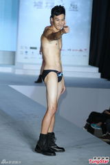 组图：璀璨之星总决赛 模特前辈到场力挺