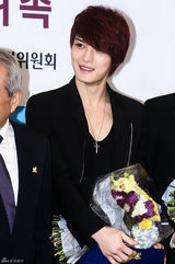 高清图：JYJ宣传亚运会 在中美艳有天可爱