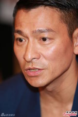 组图：刘德华不知是否受邀央视春晚