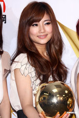 幻灯：S.H.E林宥嘉各拥两首金曲 人气实力受肯定