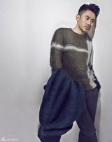 组图：吴秀波杂志封面大片 全新演绎熟男味道