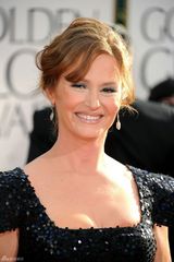 高清图：梅丽莎-里奥亮片黑裙优雅亮相引注目