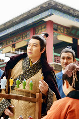 组图：《后宫》热播 谭耀文版太监励志而多情