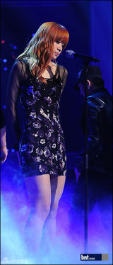 组图：韩新女团EXID《Show Champion》节目性感华丽