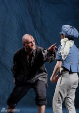 组图：《弗兰肯斯坦》卷福和米福的正面对决