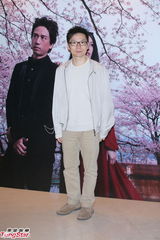 组图：叶佩雯郭伟亮浪漫大婚 陈奕迅喜当兄弟团