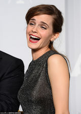 组图：奥斯卡现场另一面 颁奖礼成好友聚会