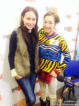 组图：黄宗泽38岁女友私照曝光 皮肤细腻保养好