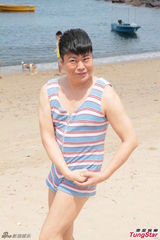 组图：陈敏之比基尼装秀长腿 为戏激吻阮兆祥