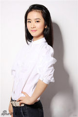 组图：孙梅竞清新写真曝光 青春干练纯真洒脱