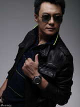 高清图：王斑新年写真 彰显硬朗不羁