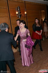 组图：陈婉珍林燕妮等亮相某珠宝晚宴