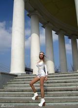 组图：乌克兰真人芭比瓦莱里娅300张美图集锦