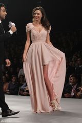 高清组图：超模米兰达-可儿墨西哥走秀靓丽多姿