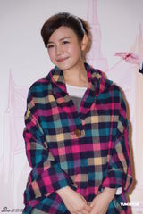 组图：陈妍希想尝试舞台剧 今年愿望是学好吉他