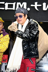 幻灯组图：吴宗宪高凌风康康上海开唱挑战纵贯线