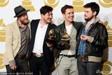 组图：Mumford&Sons获年度最佳专辑