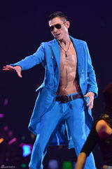 高清组图：刘德华罗兰重温旧梦 自揭曾见邓萃雯家长