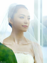 姚晨曹郁新西兰低调完婚 婚照曝光温馨感人