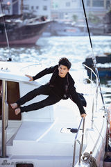 组图：吴奇隆阳光写真感悟生活真谛