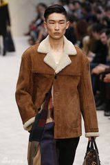 组图：韩裔小眼丑帅男模 另类东方面孔西方走红