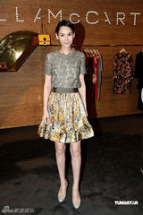 高清图：Amanda复古形象 干练具OL气质 