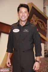 组图：刘伟强了解黄晓明脚伤 不信艺人朋友吸毒