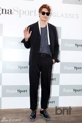 组图：孙丹菲金载沅等戴墨镜出席活动