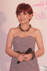 组图：梁静茹6月红馆开唱 称不会放弃歌唱事业