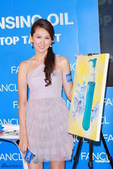 周汶锜期待白色婚礼 未有冲动生儿育女