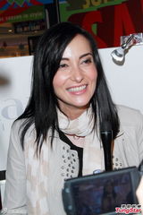 组图：吴彦祖妻子怀孕后胸围上涨 爱吃中国菜