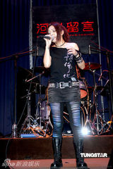 幻灯图：林晓培发专辑劲装亮相 劲歌热舞激情四射