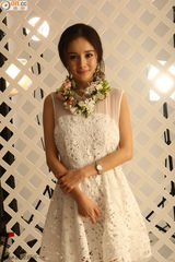 组图：杨幂大婚前捞金状态神勇 求婚不浪漫