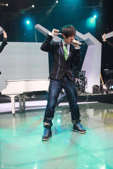 高清图：林俊杰空降《节节高声》 跟屁虫舞雷翻全场