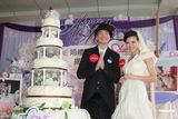 组图：陈豪陈茵媺预演婚礼 工作为先不急结婚
