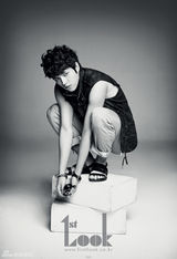 高清组图：韩团INFINITE黑白写真散发致命吸引力