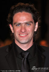 组图：《感恩时节》戛纳首映 主创集体亮相