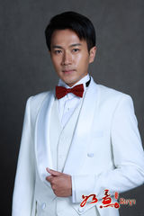 组图：《如意》刘恺威杨幂婚礼造型抢眼