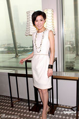 幻灯图：佘诗曼分享护肤心得 何超云谈父亲病情