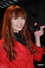 组图：《我爱HK》广州谢票 杨秀惠性感抢镜 