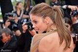 高清组图：超模芭芭拉-帕尔文露背礼服亮相戛纳