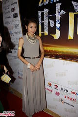 组图：周秀娜露香肩秀性感 陈彦妃透视装抢镜